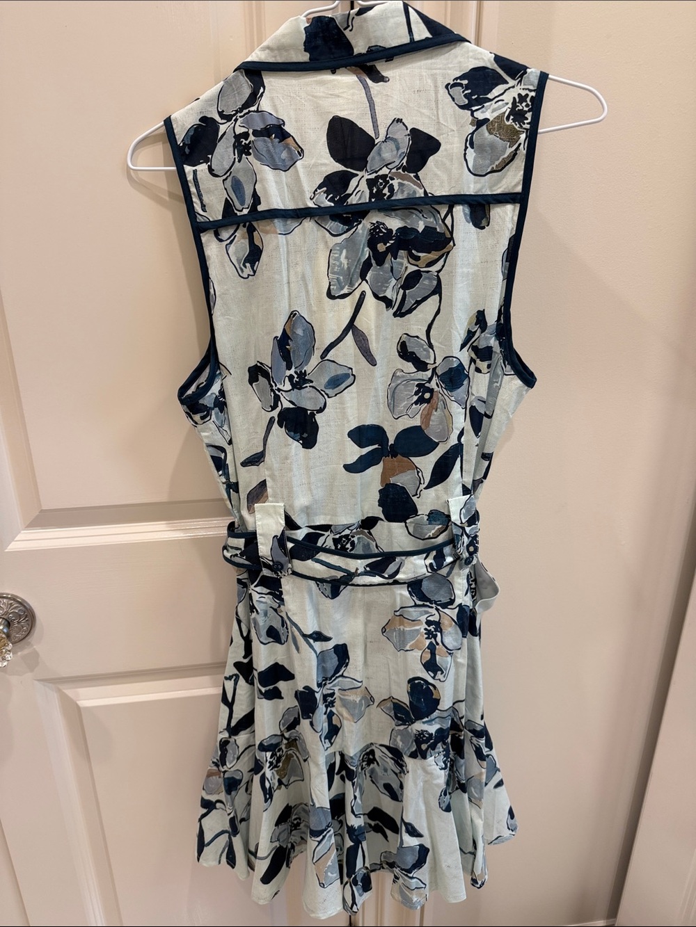Entro Brand Sleeveless Floral Shirt Dress with Belt - Navy & Cream - Picture 3 of 5